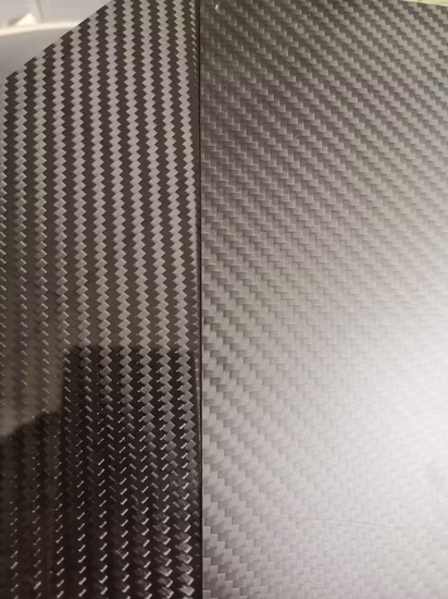 工場出荷時の価格 1 ミリメートル 1.5 ミリメートル 2 ミリメートル 3 ミリメートル 4 ミリメートル 5 ミリメートル 3 18k カスタムサイズ厚さボードプレート平面 400X500X1mm 無地ツイルカーボンファイバーシート